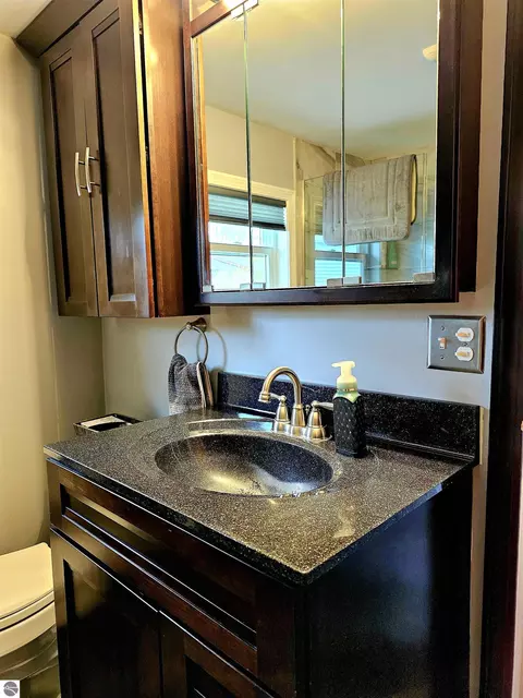 Bath - 411 Yoder Ln, Vestaburg, MI 48891 photo 2 of 2