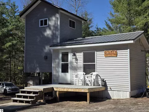7299 N Truesdale Rd, Manton, MI 49633