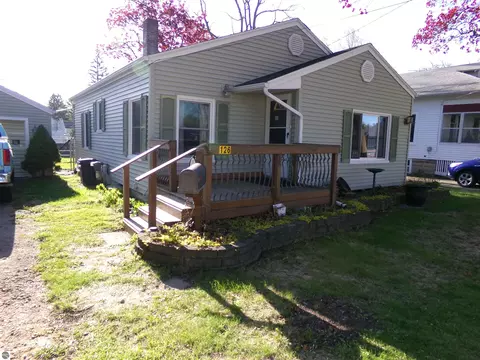 Exterior - 126 N Ithaca St, Ithaca, MI 48847 photo 5 of 12