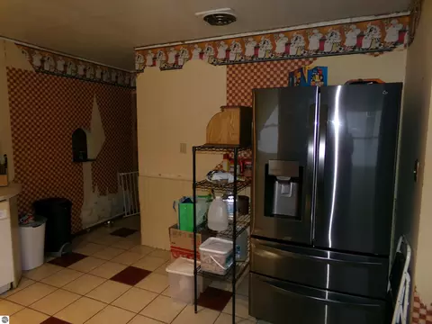 Kitchen - 126 N Ithaca St, Ithaca, MI 48847 photo 4 of 6