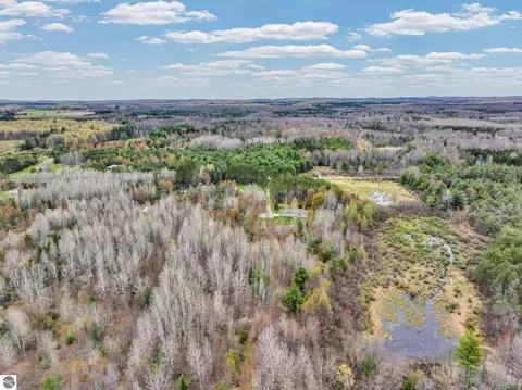 View/Area - 712 E 38 Rd, Cadillac, MI 49601 photo 12 of 12