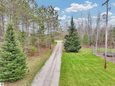 Other - 712 E 38 Rd, Cadillac, MI 49601 photo 3 of 18