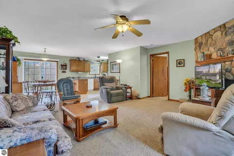 Living - 712 E 38 Rd, Cadillac, MI 49601 photo 1 of 3