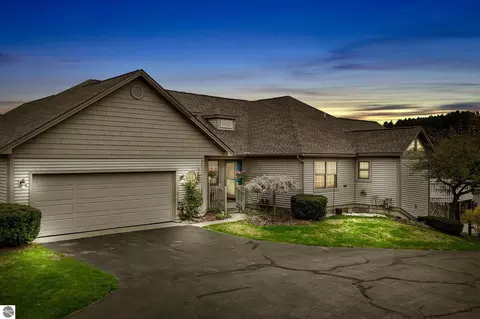 2866 E Crown Dr, Traverse City, MI 49685