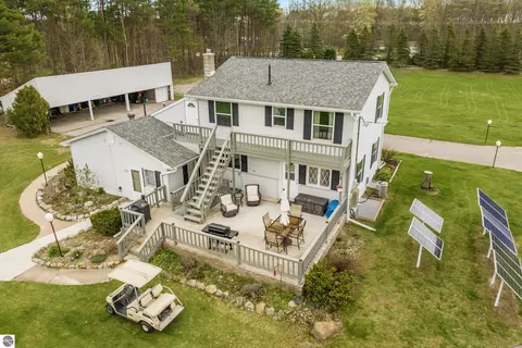 9270 S M-37, Buckley, MI 49620
