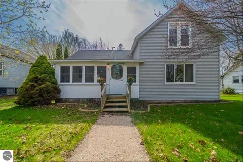 203 Adams, East Tawas, MI 48730