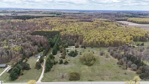 View/Area - 7274 S Forward, Mcbain, MI 49657 photo 9 of 18