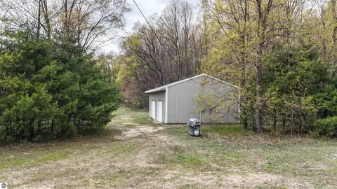 Exterior - 7274 S Forward, Mcbain, MI 49657 photo 16 of 16