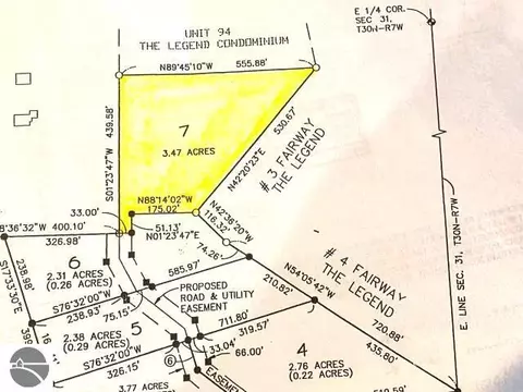 Creek Hill Drive, Bellaire, MI 49615