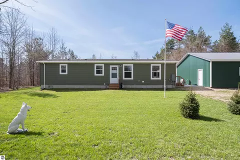 1217 Tremblay Rd, Mancelona, MI 49659