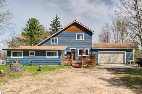 204 N Orange St, Kalkaska, MI 49646