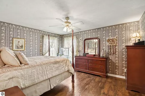 Bedroom - 513 Westwind Ln, Ithaca, MI 48847 photo 1 of 3
