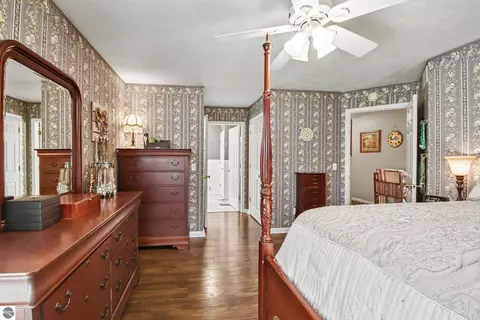 Bedroom - 513 Westwind Ln, Ithaca, MI 48847 photo 2 of 3