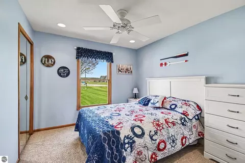 Bedroom - 6628 Spinnaker Dr, Crystal, MI 48818 photo 2 of 5