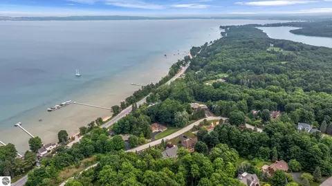 10509 S Monaco Way, Traverse City, MI 49684