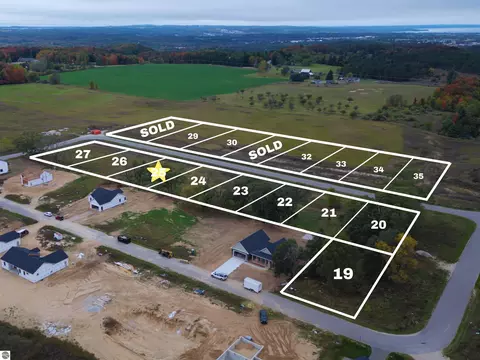 1165 Aster Ln, Traverse City, MI 49696