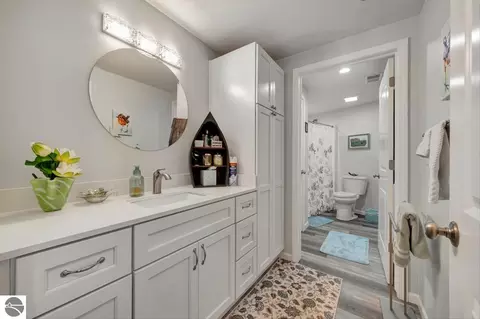 Bath - 1693 Manchester Way, Gladwin, MI 48624 photo 4 of 5