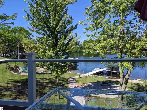 View/Area - 1693 Manchester Way, Gladwin, MI 48624 photo 4 of 5