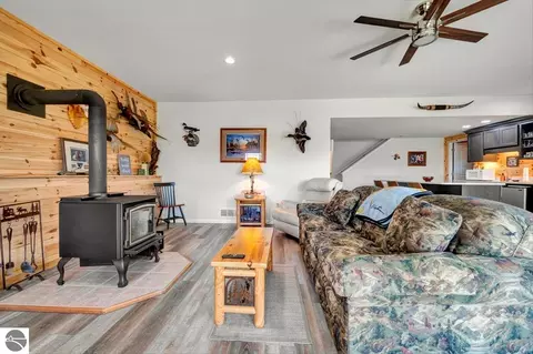 Living - 1693 Manchester Way, Gladwin, MI 48624 photo 4 of 4