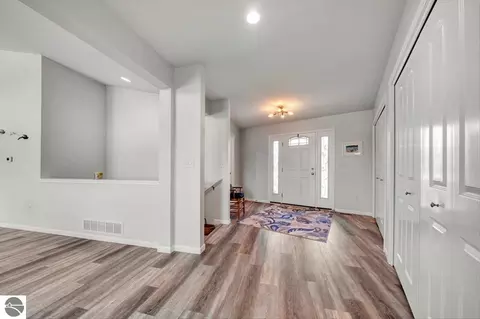 Entry Way - 1693 Manchester Way, Gladwin, MI 48624 photo 2 of 2