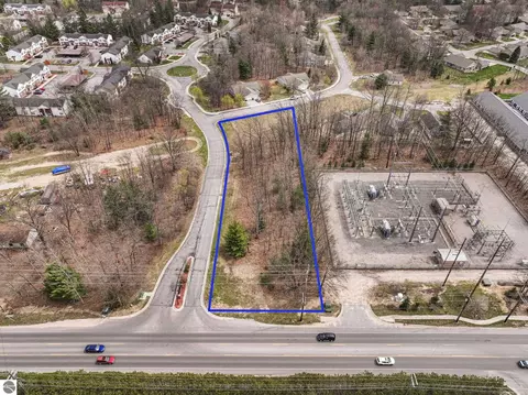 1 Lafranier Road, Traverse City, MI 49686