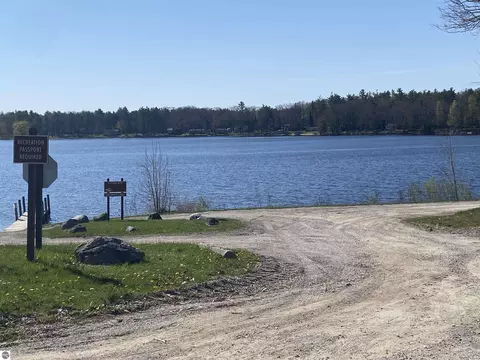 View/Area - 2438 Park Rd, Lupton, MI 48635 photo 2 of 4
