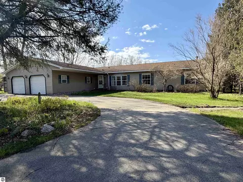 13249 Indian Rd, Kewadin, MI 49648