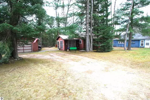 3663 Longue Rd, West Branch, MI 48661