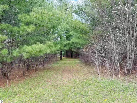 4921 E County Line Rd, Hale, MI 48739 photo 24