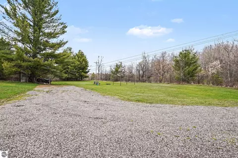4921 E County Line Rd, Hale, MI 48739 photo 18