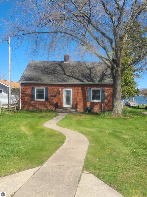 7880 W Cedar Lake Rd, Oscoda, MI 48750