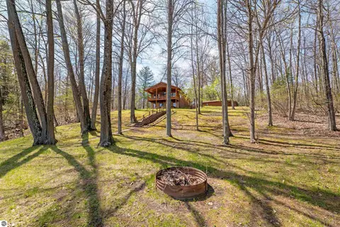 Exterior - 1541 Maple Point Rd, Beaverton, MI 48612 photo 6 of 7