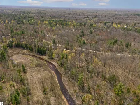 View/Area - 1541 Maple Point Rd, Beaverton, MI 48612 photo 1 of 4