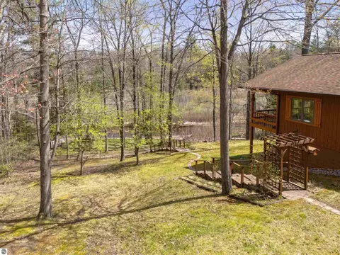 Exterior - 1541 Maple Point Rd, Beaverton, MI 48612 photo 3 of 7