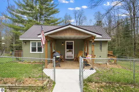 11523 M-66, Fife Lake, MI 49633