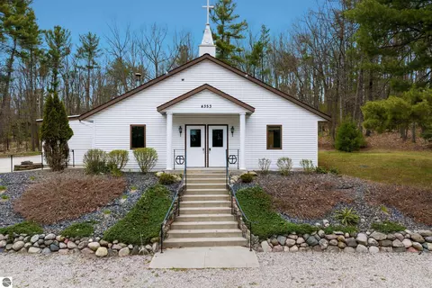 4353 N Spider Lake Rd, Traverse City, MI 49686