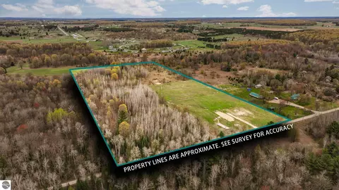 3976 Irvin Rd, Kingsley, MI 49649