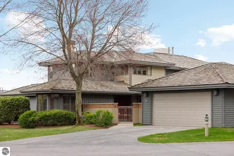 12659 S Marina Village Dr #10, Traverse City, MI 49684