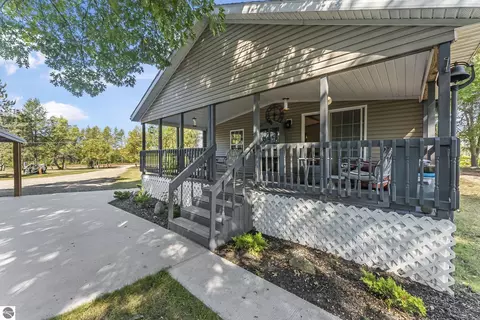 11486 Old Us Hwy 131, Fife Lake, MI 49633