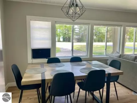 Dining - 399 N Huron, Au Gres, MI 48703 photo 2 of 2