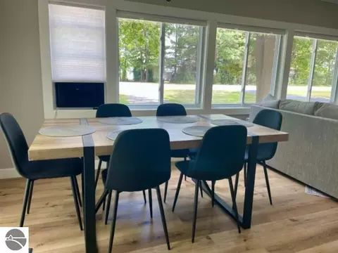 Dining - 399 N Huron, Au Gres, MI 48703 photo 1 of 2