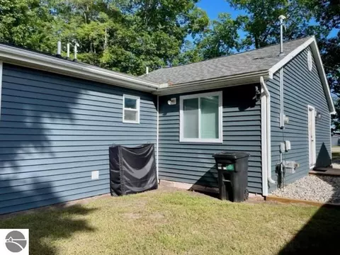 Exterior - 399 N Huron, Au Gres, MI 48703 photo 2 of 2