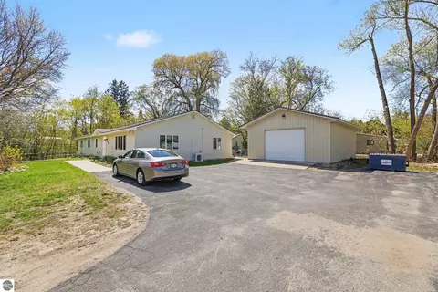 109 Pine St, East Jordan, MI 49727