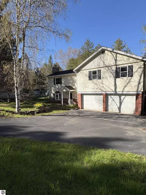110 S Intermediate Lk, Central Lake, MI 49622