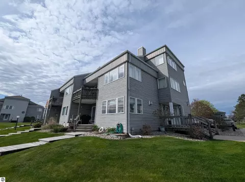 Exterior - 3091 Midshipman Dr, Au Gres, MI 48703 photo 2 of 7