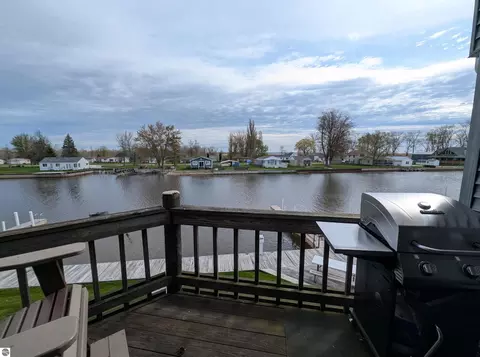 Exterior - 3091 Midshipman Dr, Au Gres, MI 48703 photo 6 of 7