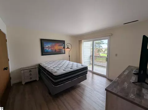 Bedroom - 3091 Midshipman Dr, Au Gres, MI 48703 photo 2 of 9