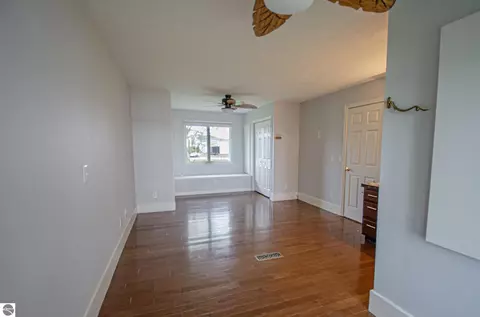 Living - 16950 First St, Arcadia, MI 49613 photo 2 of 5