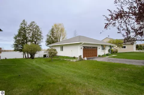 Exterior - 16950 First St, Arcadia, MI 49613 photo 7 of 7