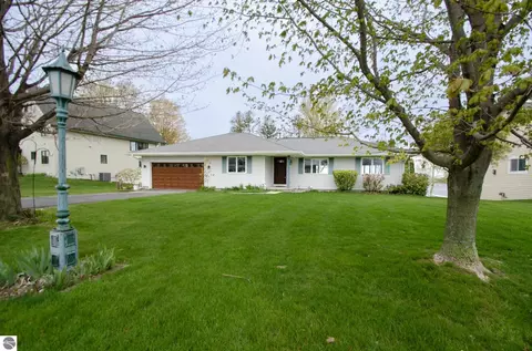 Exterior - 16950 First St, Arcadia, MI 49613 photo 2 of 7